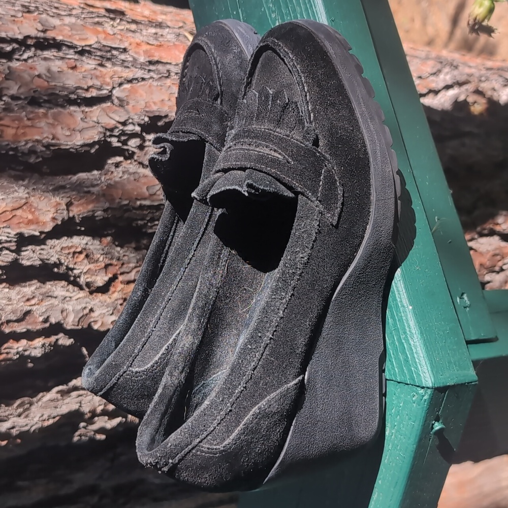 Steve Madden Alpinne Black Suede Loafer Wedges